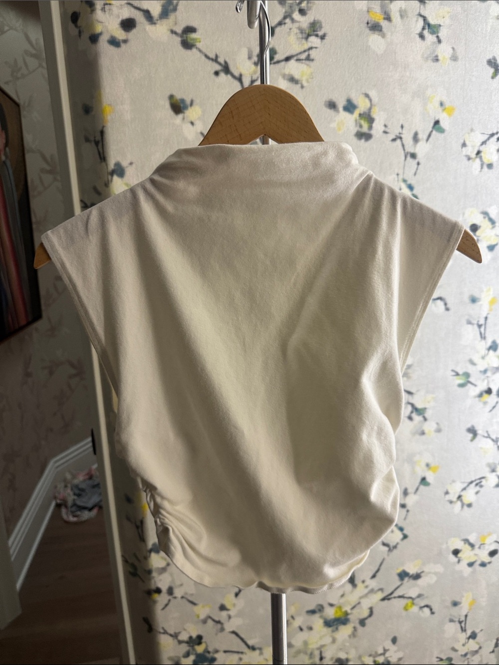 Women’s Cream Sleeveless Top